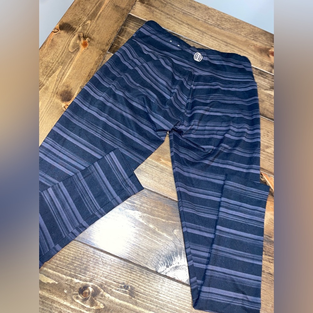 Balance collection leggings!